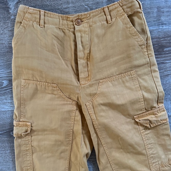 Universal Thread Gold High Rise Cropped Cargo Pants - Picture 2 of 4
